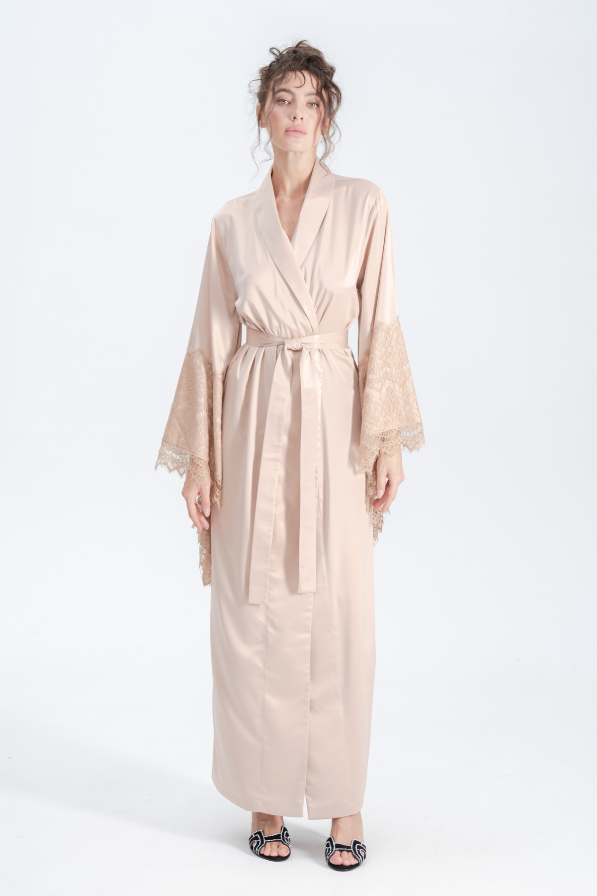 Blissy Classic Robe - White - 100% Pure Mulberry Silk Loungewear - One-Size